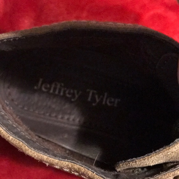 Jeffery Tyler chukka boots LIKE NEW - Picture 5 of 5